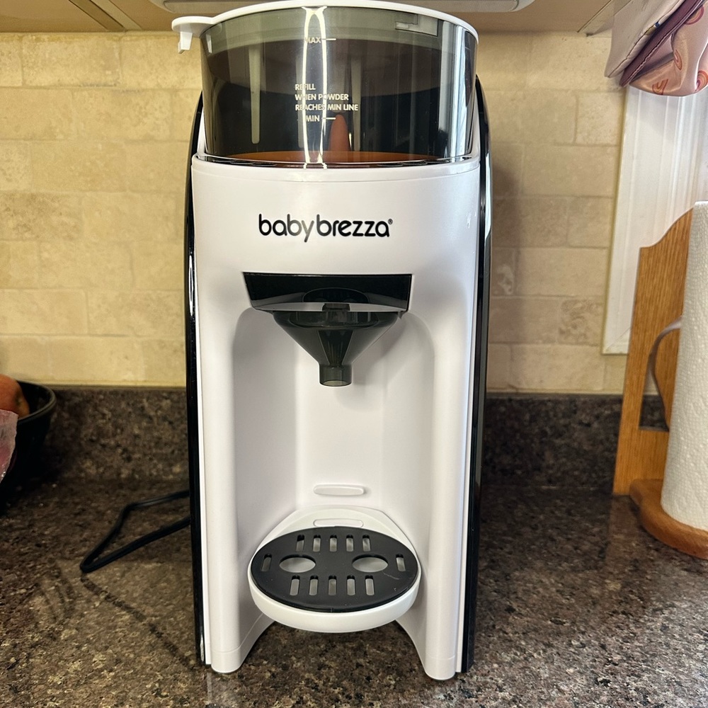 Baby Brezza Formula Pro